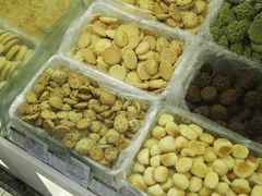 -红房子西点(汇联商厦天钥桥路店)