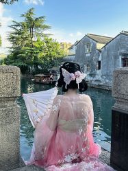 -一揽芳华汉服旗袍体验馆(拙政园店)