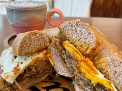 -Catch Bagel(芳草地店)