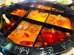 -火云天重庆火锅自助(中山路店)