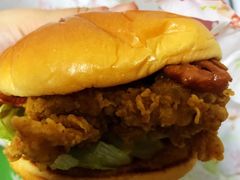 吮指十三鲜小龙虾烤鸡堡/鸡肉卷-肯德基(彩云城店)