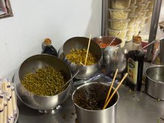 -中山牛肉肥肠粉面馆(军工社区店)