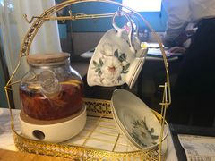 缤纷莓果茶-蜜桃花开·中西融合菜E&W(南长街店)