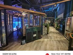 大堂-临界音乐酒馆·小龙虾·江湖菜(华熙LIVE·鱼洞店)