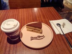 -StayReal Cafe(长宁来福士广场东八区店)