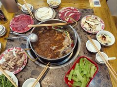 -乳仔牛牦牛汤锅 烤羊排(松潘古城店)