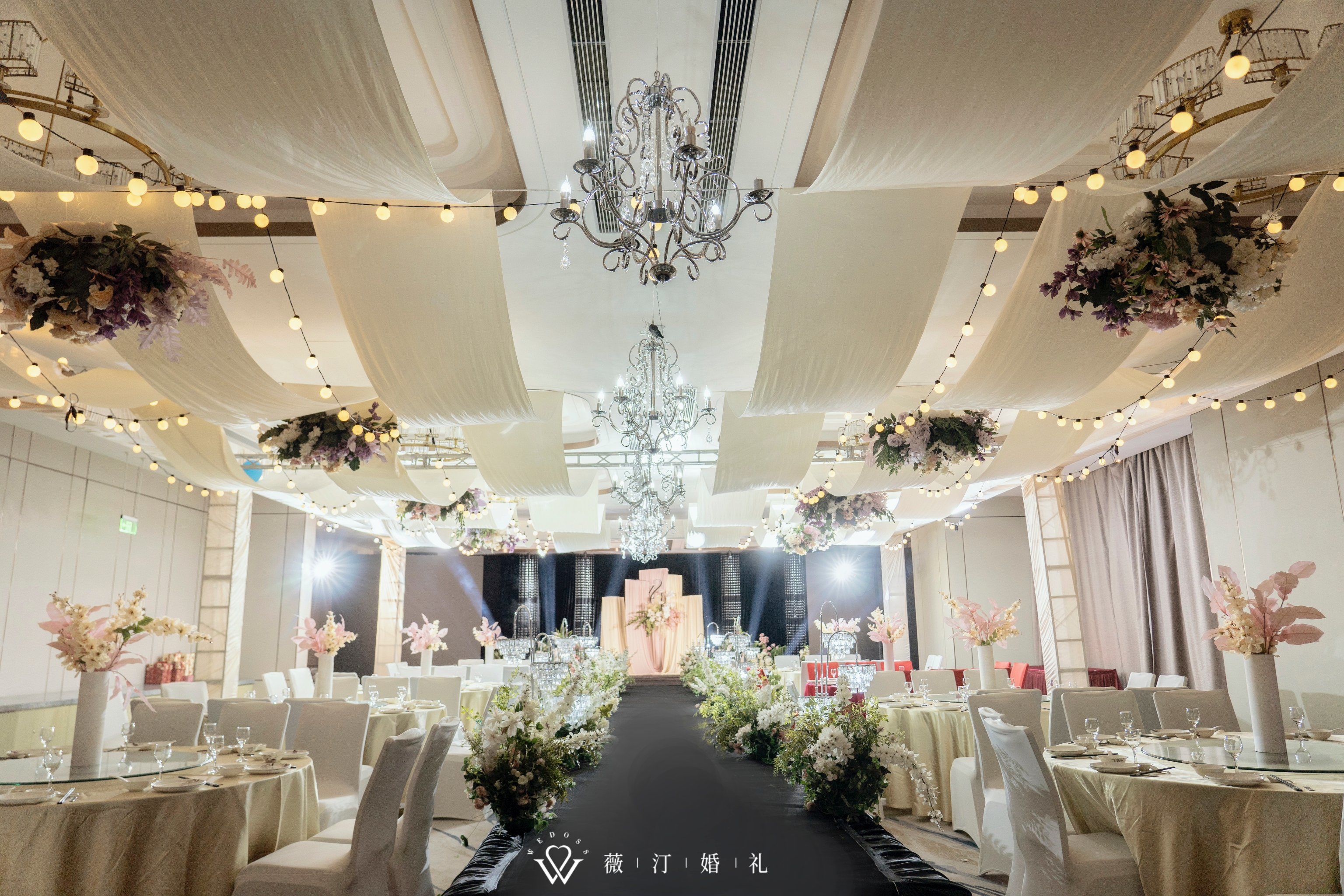 极简主义风格婚礼现场