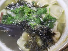 -小许三鲜砂锅馄饨店(家多乐烟酒店)