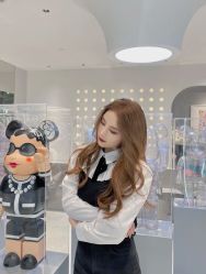 -AYO SALON