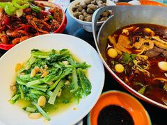 -川流不息·地道川菜·小龙虾(松东路店)