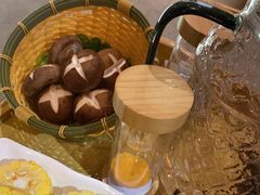 -喃喃椰·糟粕醋·椰子鸡火锅(七堡花园店)