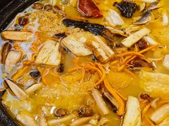 丽江腊排骨-草墩罗非鱼庄•野生菌•腊排骨(七星街上段店)