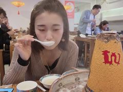 -毛辣果·贵州红酸汤牛肉火锅(西单店)