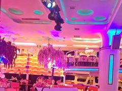 -巴特餐饮6加1音乐餐吧·新疆菜