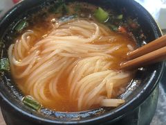 -李记特色罐罐米线(重庆中环大厦店)