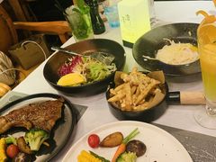 -清漫·派对音乐餐吧(市桥店)
