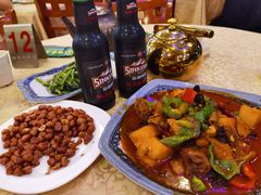 特色的大盘鸡-维吾尔餐厅(宜山路店)