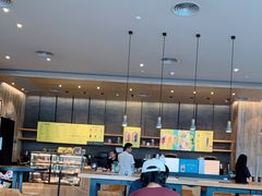 大堂-星巴克(深圳石岩星城店)