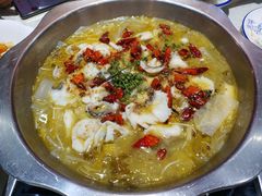 酸菜鱼火锅-杨记大丰收鱼庄(国贸店)