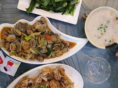 -覃记海鲜美食餐厅