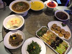 -巴特餐饮6加1音乐餐吧·新疆菜