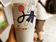 -喜茶(迪士尼小镇·平行宇宙店)