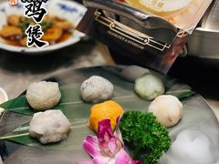 -禄婶鸡煲·打边炉
