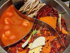 -廖掌柜·重庆鲜货火锅(上海首店)