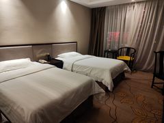 -张家界大成山水国际大酒店