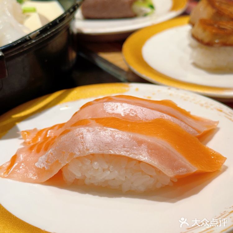回转寿司来啦!🍣你不能错过的美味组合🔥
