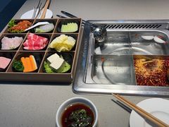 -海底捞火锅(杭州滨江九宜城店)
