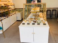 面包甜点陈列柜-美事客·面包·蛋糕·甜品(CBD店)