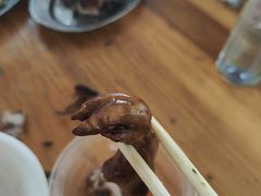 -四更周店烤乳猪