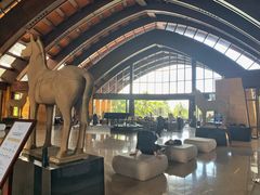 -三亚湾海居铂尔曼度假酒店