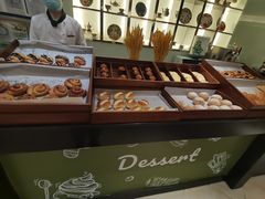 -亮马河饭店翠雅咖啡厅