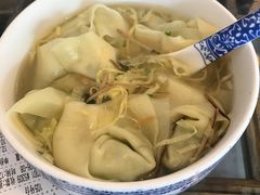 -笑来喜馄饨小笼工坊店(湖滨街店)