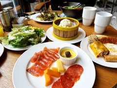 -上海漕河泾万丽酒店