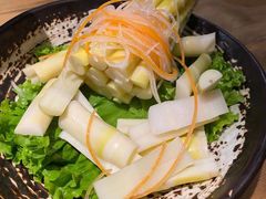 -湊湊火锅·茶憩(杭州湖滨银泰in77店)