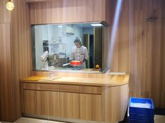 -顶东面包花园·生日蛋糕(世博店)