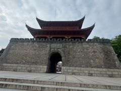 -巴陵广场
