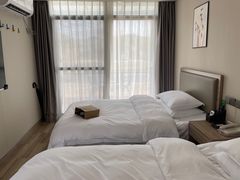 -上海怡沁园度假酒店