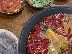 -黄潇洒老火锅(九眼桥宏济巷店)