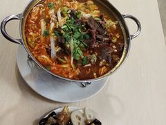 -闫家驴肉老店(华电一校店)