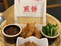 -鲁菜根·泰安菜(万达店)