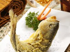 炸五香黄花鱼-山东宾馆·齐鲁苑餐厅
