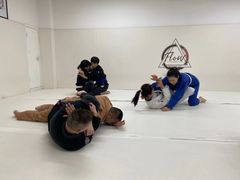 -Flow巴西柔术拳击泰拳馆