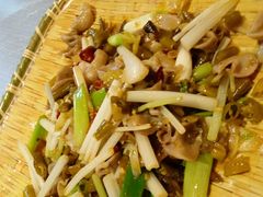 -塔布渔锅(紫御江山店)