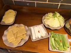 -舒家大院重庆老火锅(纪念塔店)