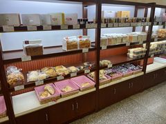 -红宝石·鲜奶小方·海派西点房(控江店)