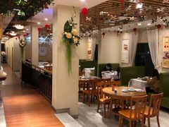 大堂-丹江口渔村·湘味厨房(桃园店)